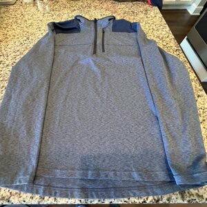 Vineyard Vines On-The-Go Shep Shirt 1/4 Zip in Grey and Navy - Large